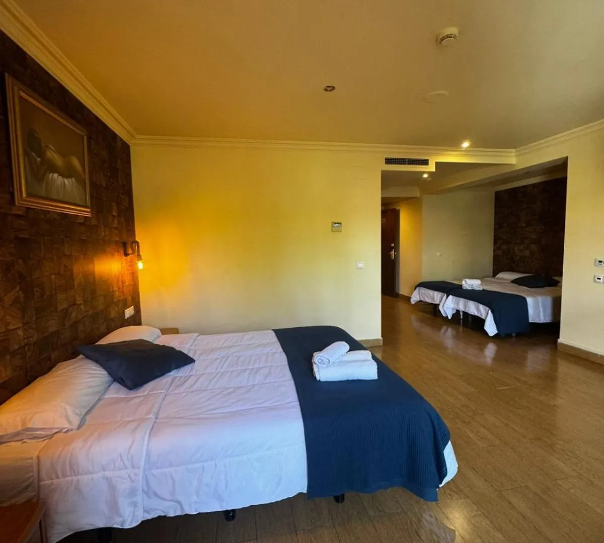 Hotel Portofino إمبوريابرافا