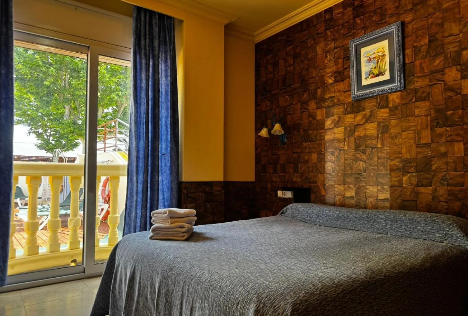Hotel Portofino إمبوريابرافا