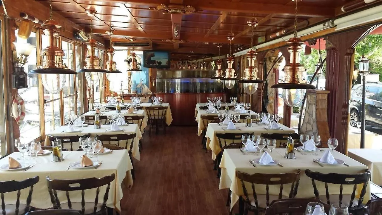 Hotel Portofino إمبوريابرافا