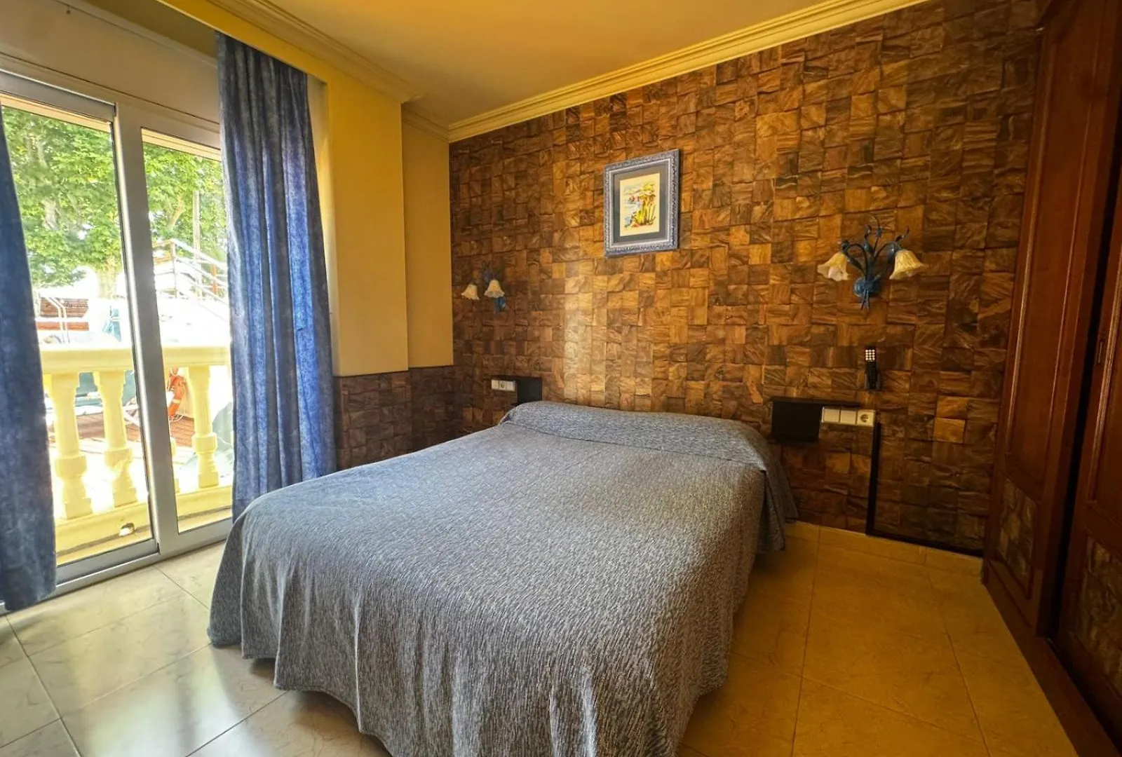 ***  Hotel Portofino Empuriabrava Spanien