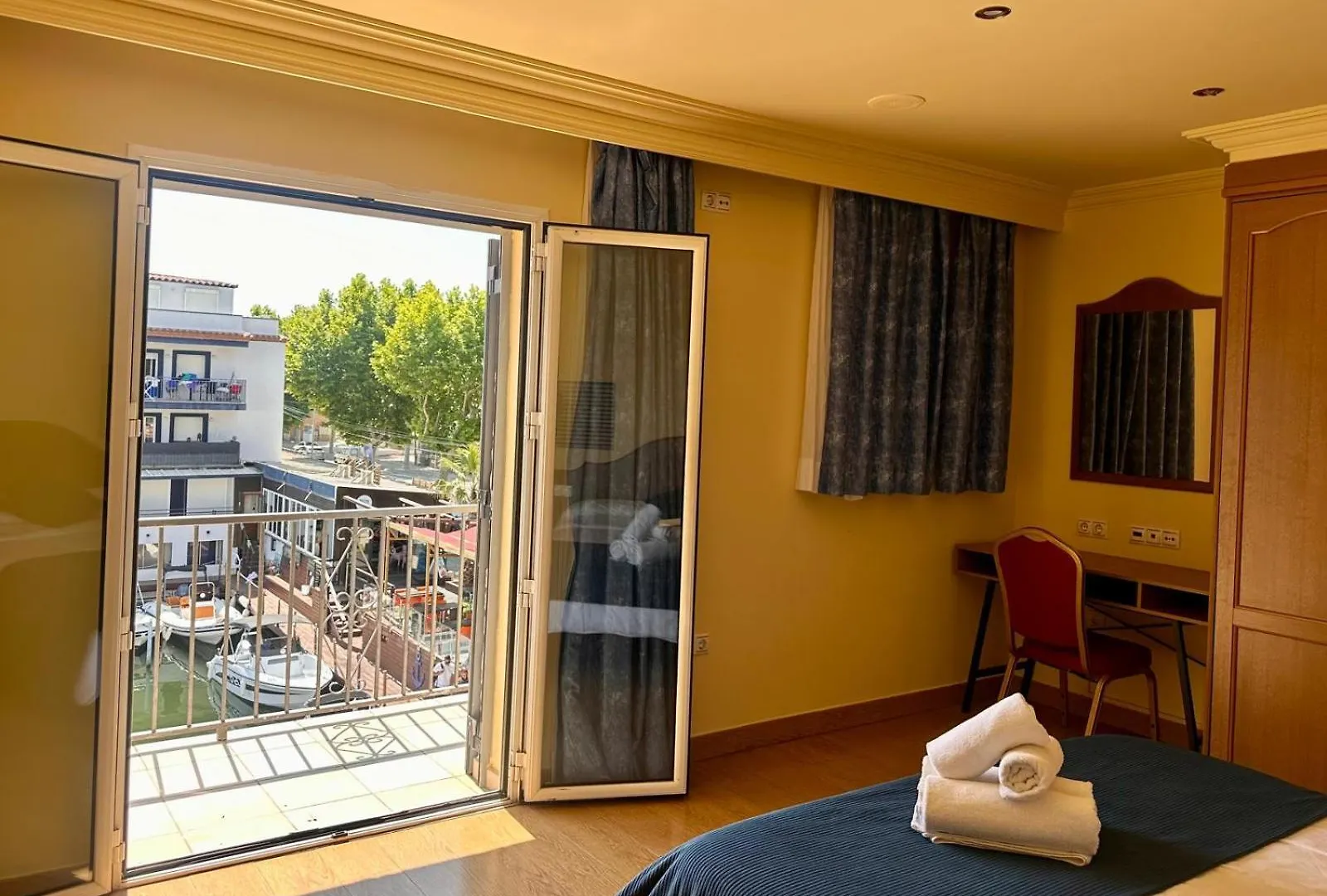 Hotel Portofino Empuriabrava
